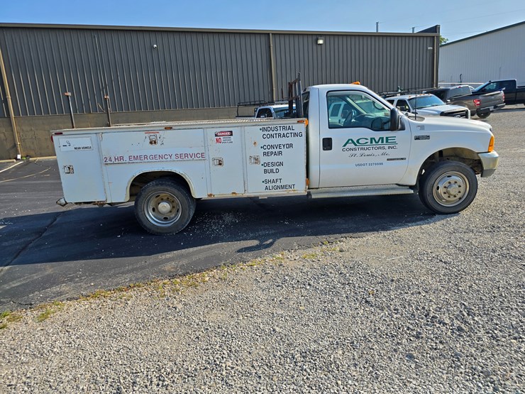 2000-ford-f550-image-27