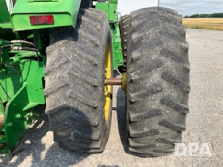 1990-john-deere-8560-image-8