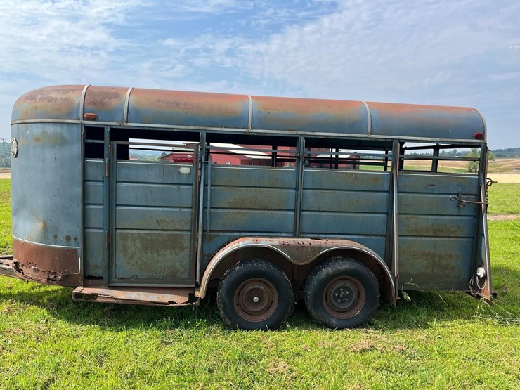 14ft.-livestock-trailer-image-5