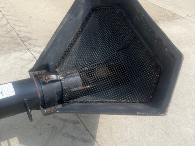 2005-bourgault-5200-image-36