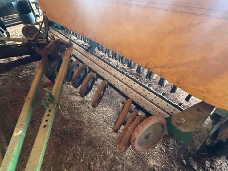 john-deere-8350-image-38