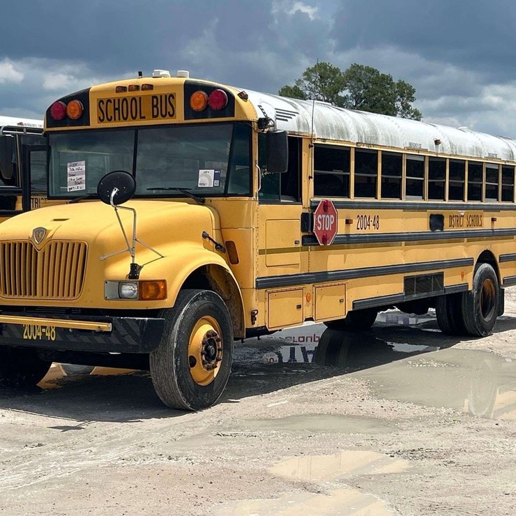 2004 IC Corporation 3000IC School Bus