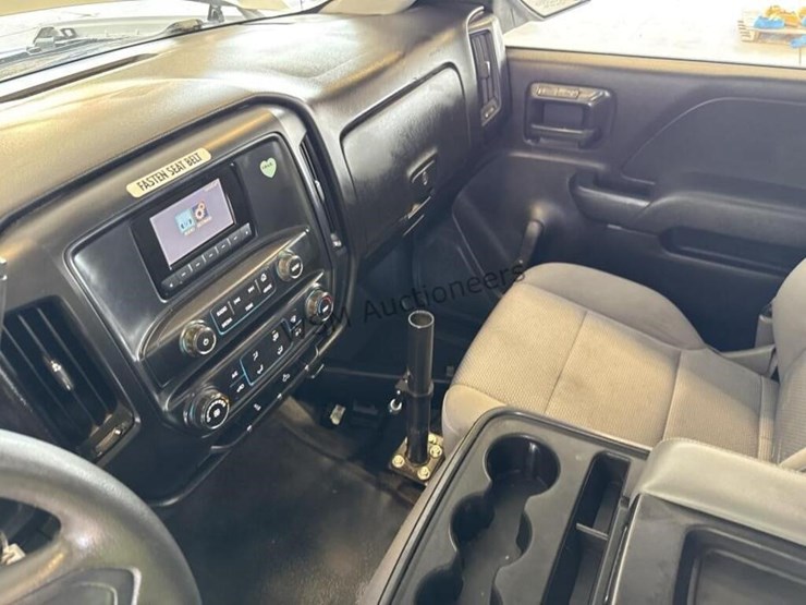 2014-chevrolet-silverado-1500-image-21
