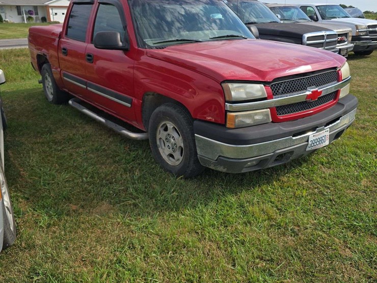 2004-chevrolet-1500-image-3