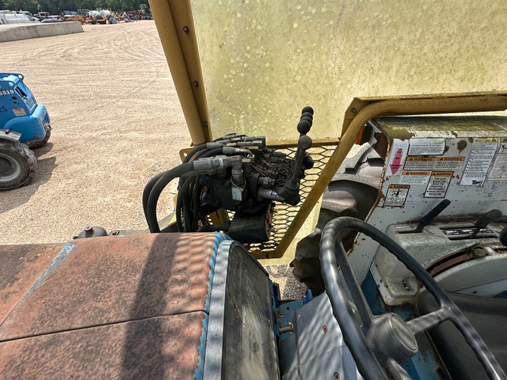 ford-6640-image-22