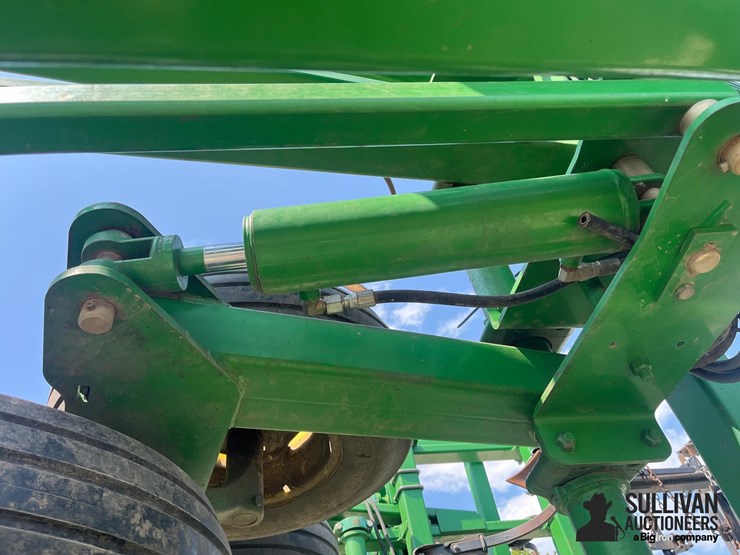 john-deere-2310-image-19