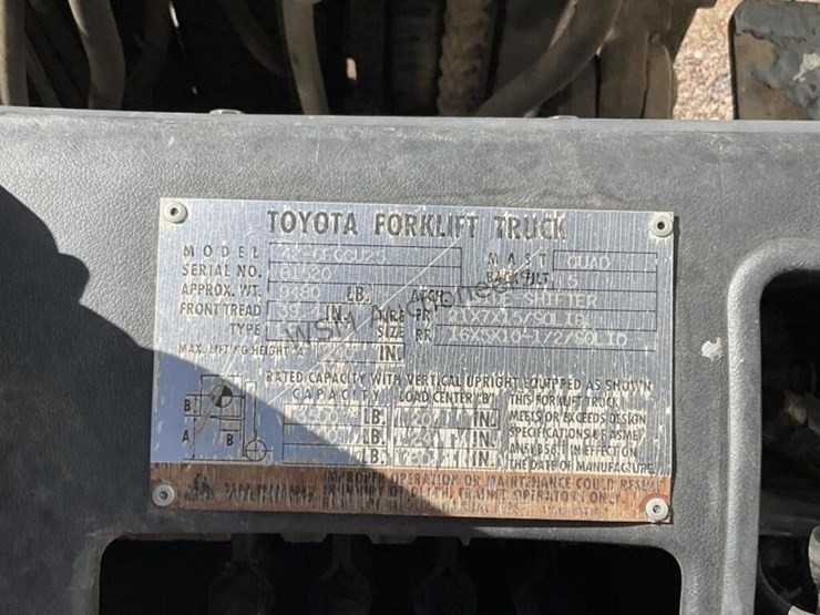 toyota-42-6fccu25-forklift-image-16