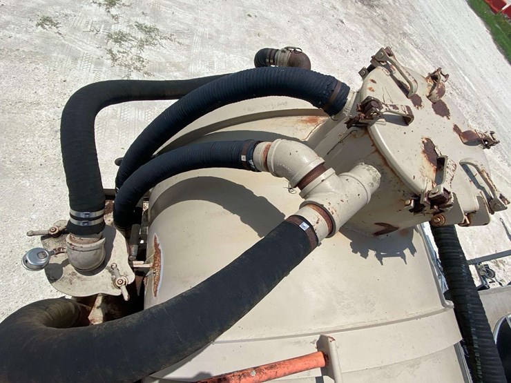 2005-superior-trailers-vt130-t/a-vacuum-trailer-image-27