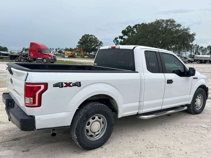 2016-ford-f150-image-3