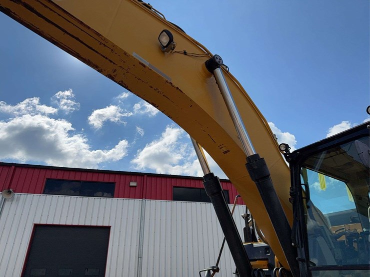 2013-caterpillar-329el-image-39