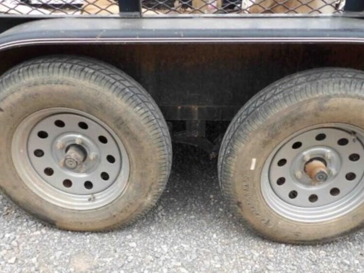16'-texas-bragg-enclosed-trailer-image-14
