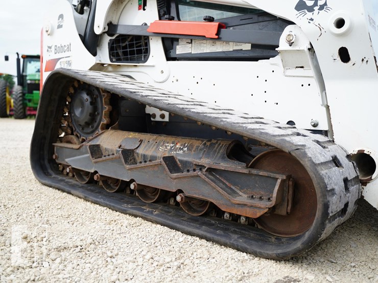 2022-bobcat-t770-image-16