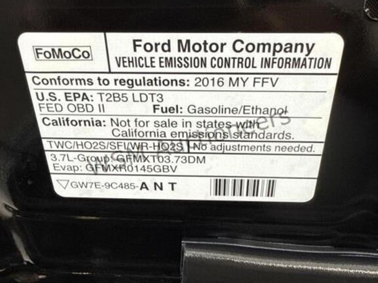2016-ford-explorer-image-12
