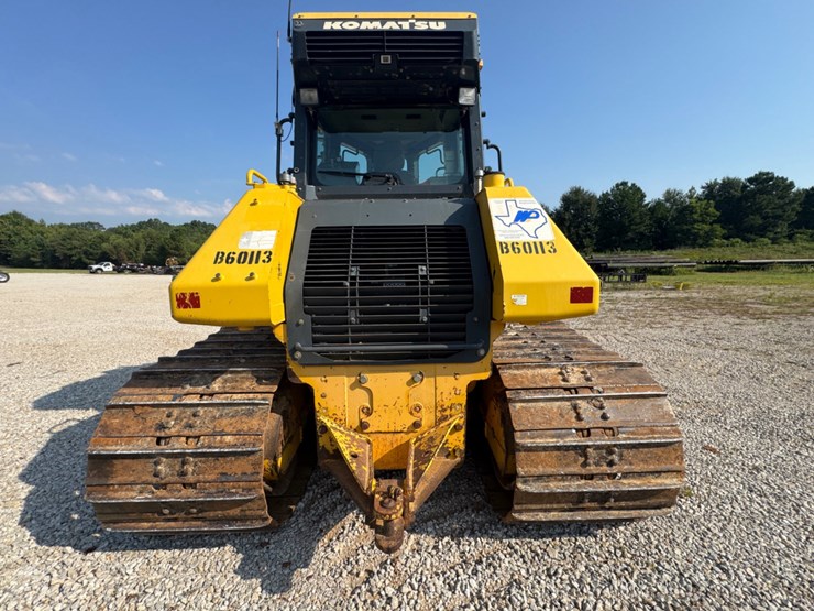 2017-komatsu-d61-image-5