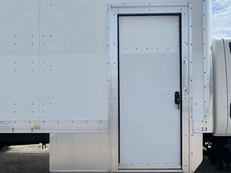 2015-international-durastar-4300-image-21