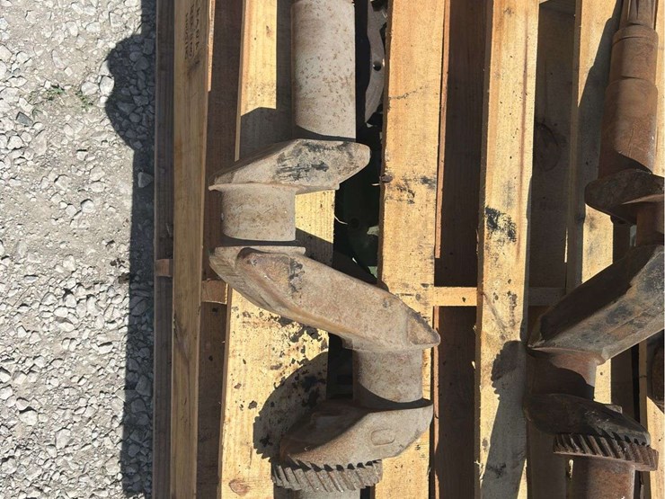 john-deere-model-g-crankshaft-image-8