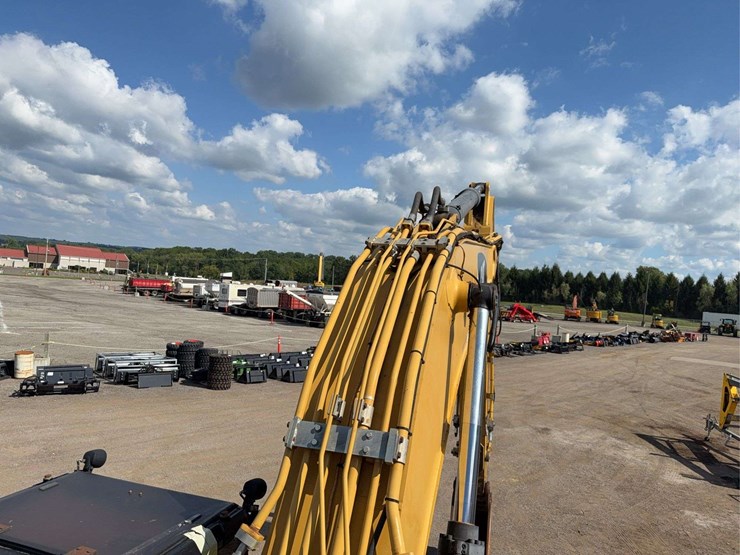 2013-caterpillar-329el-image-36