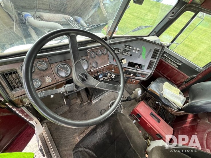 1993-freightliner-truck-(jn2646,-unit-42339)-image-57