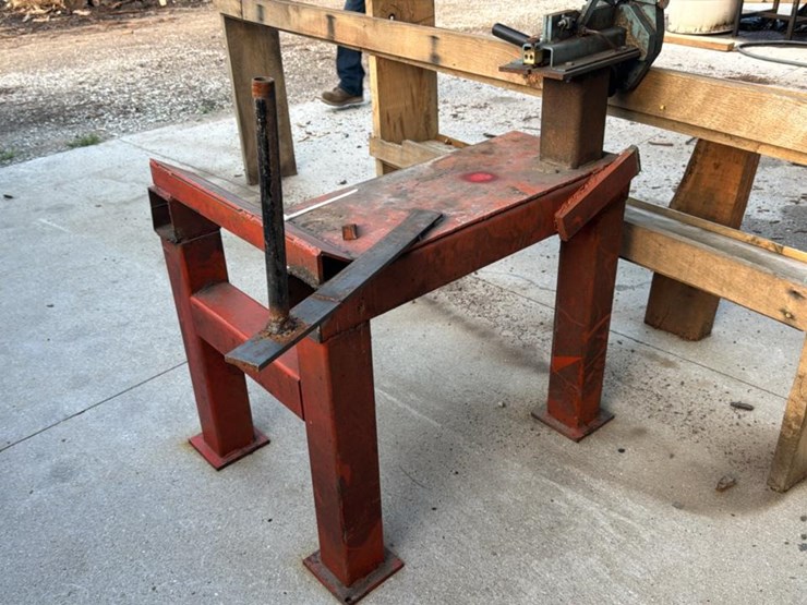 #129-•-2004-wood-mizer-lt300-bandmill-image-54