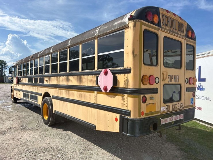 2009-ic-corporation-pb105-school-bus-image-4