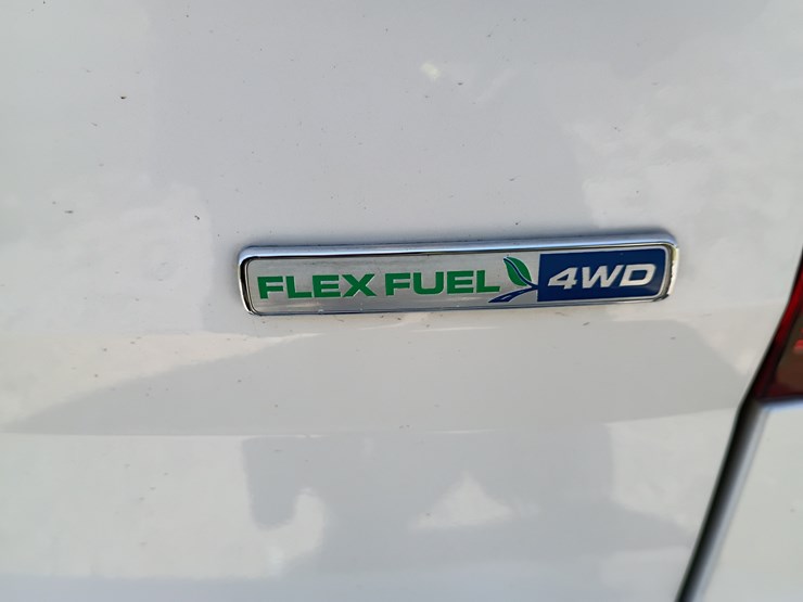 2013-ford-explorer-image-25