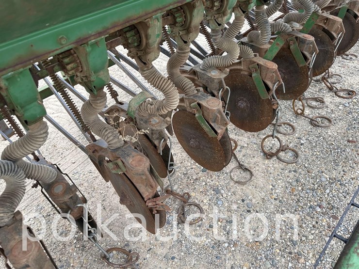 john-deere-8300-image-6