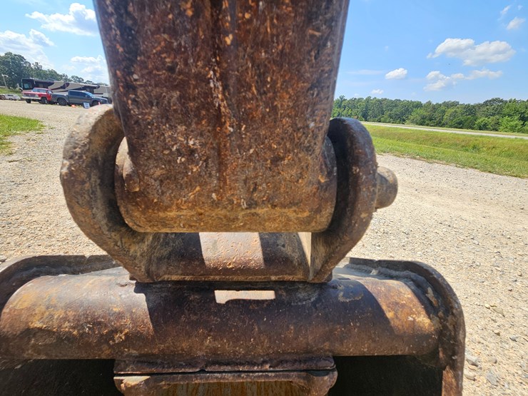 bobcat-325-image-70