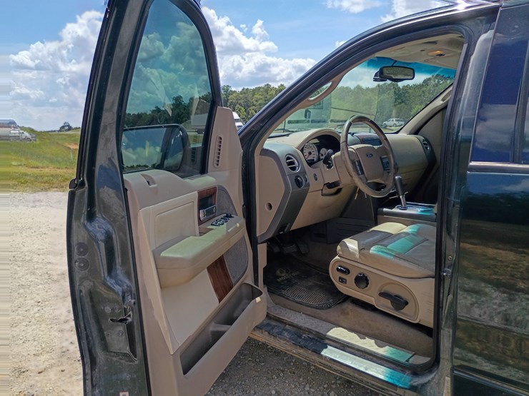 2004-ford-f150-image-23