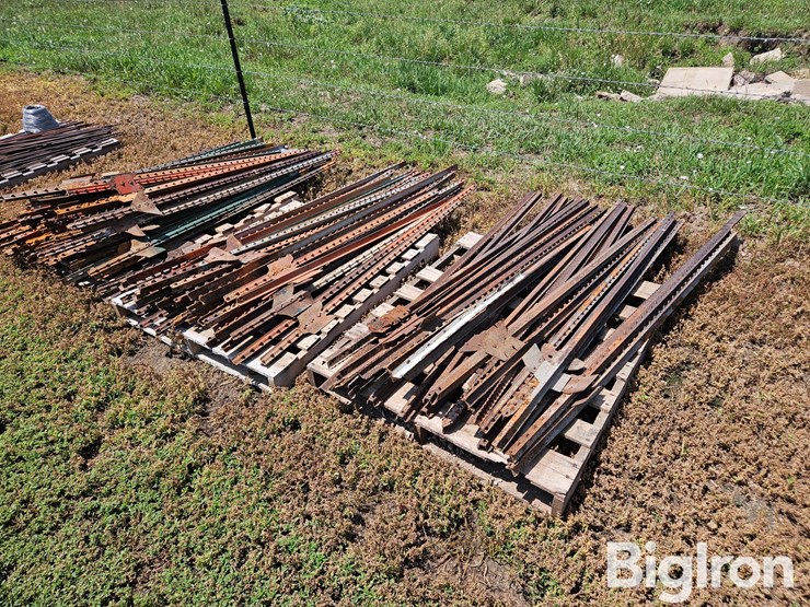 steel-t-posts-image-1