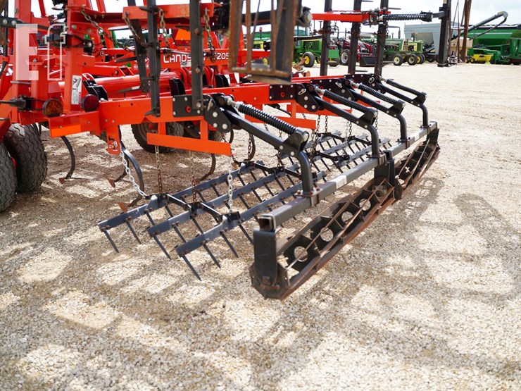 2015-kuhn-krause-6205-31-image-21