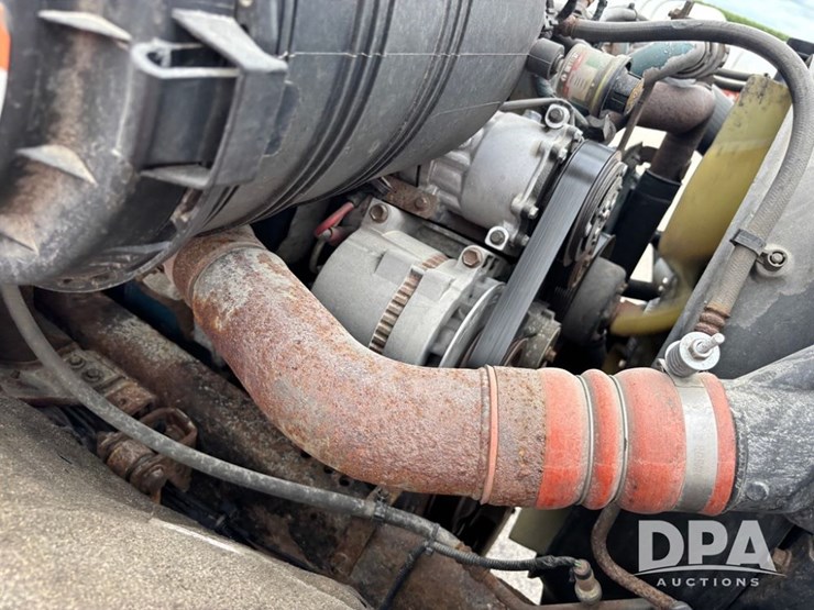 2007-international-durastar-4300-image-24
