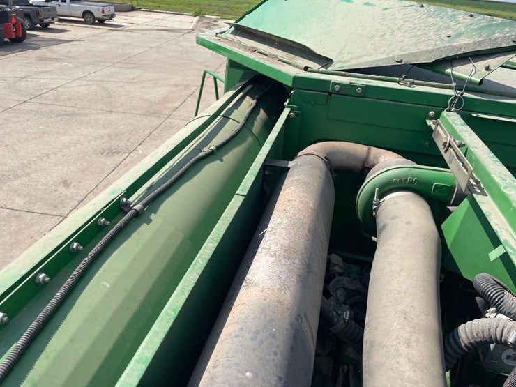 2002-john-deere-9550-image-113