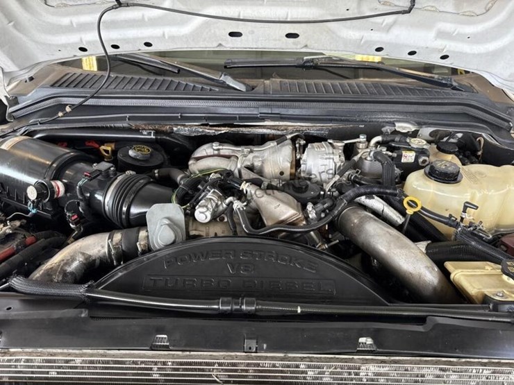 2008-ford-f550-image-12