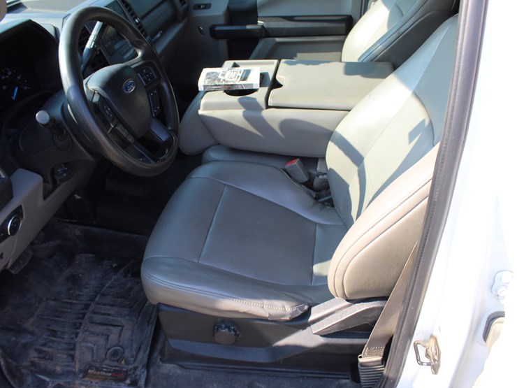 2017-ford-f250-xl-image-7