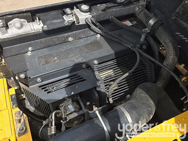 2019-komatsu-pc360-lc-11-image-46