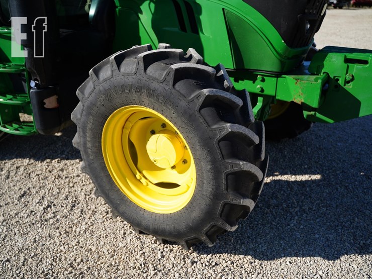 2018-john-deere-6120r-image-17
