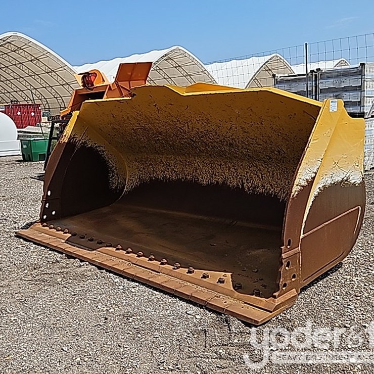 JOHN DEERE 744