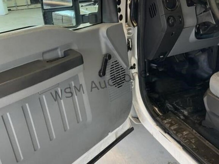 2013-ford-f250-image-24