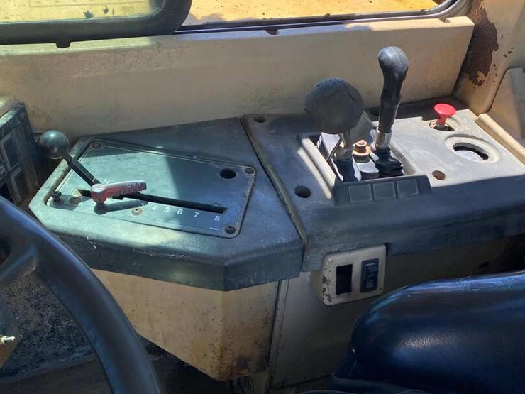 1995-caterpillar-621e-image-6
