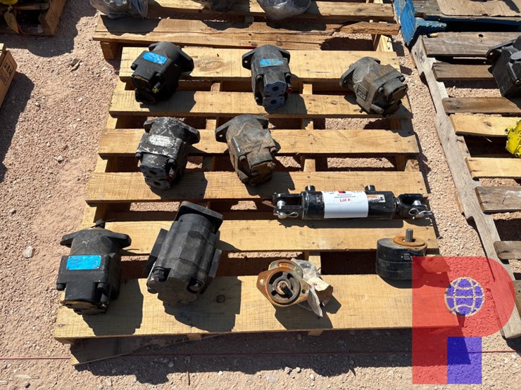 (9)-assorted-hydraulic-motors-image-1