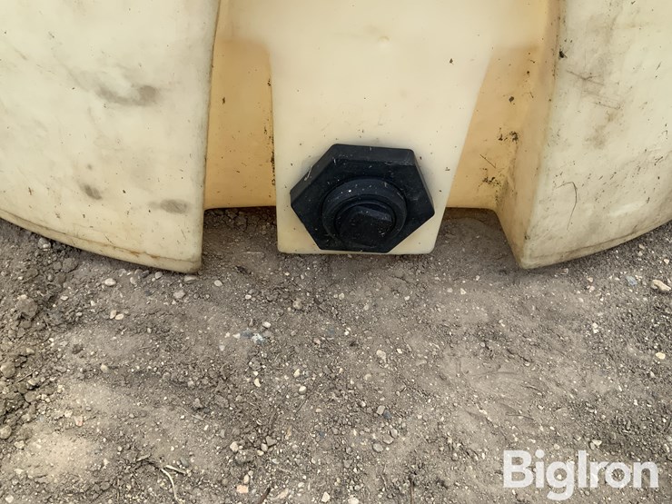 300-gal-water-tank-image-14