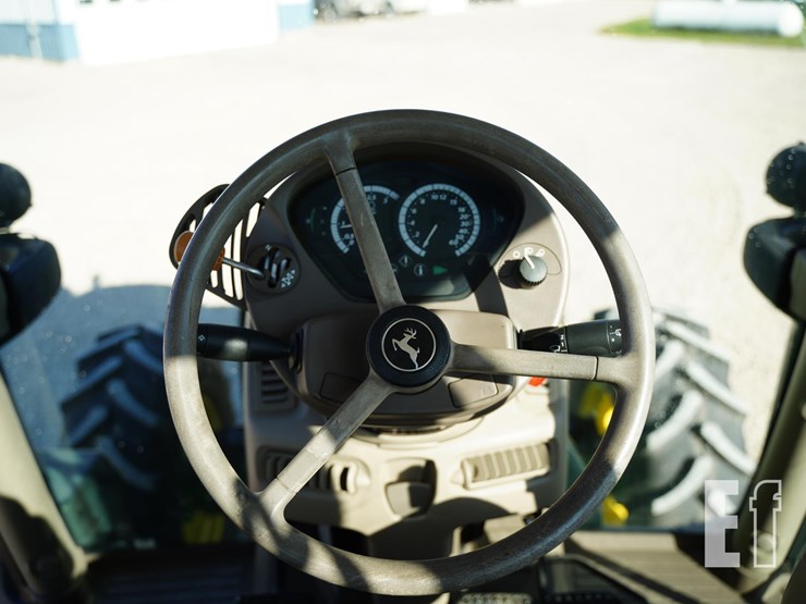 2018-john-deere-6120r-image-36