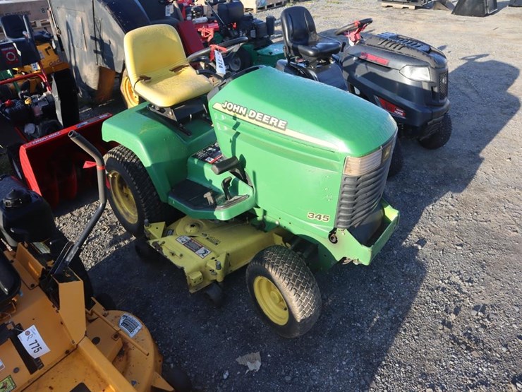 john-deere-345-image-2
