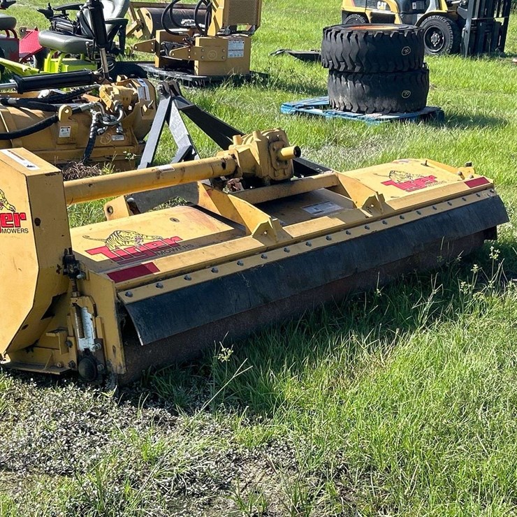 Tiger Mowers 90in Super Duty Twin Flail Mower Tractor Attachment