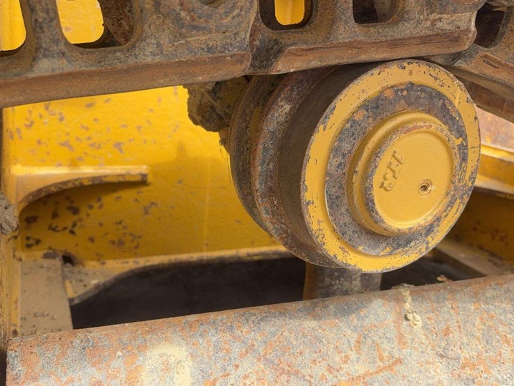 deere-550j-lt-image-13