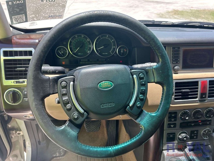 2004-range-rover-hse-suv-image-11
