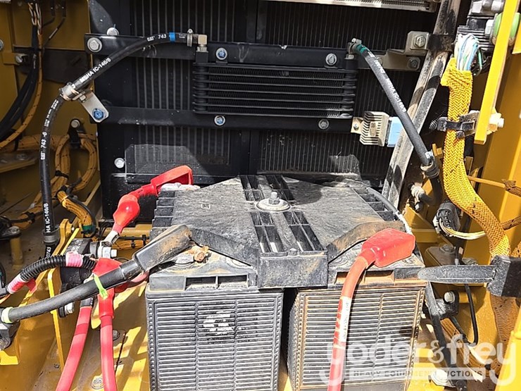 2019-caterpillar-313fl-image-37