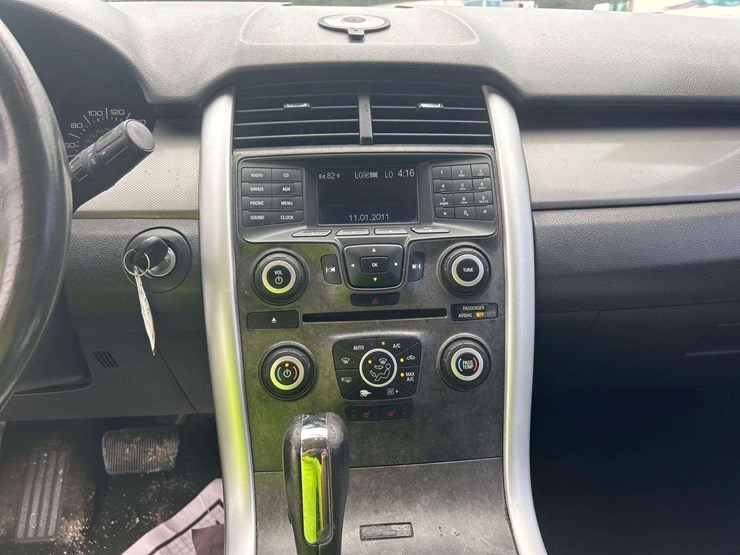 2013-ford-edge-sel-image-16
