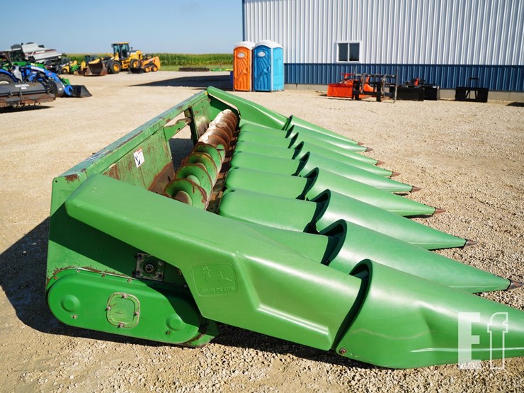 1988-john-deere-843-image-13