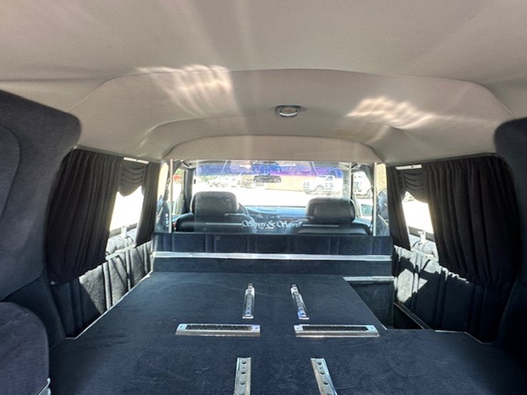 #22948-•-1997-cadillac-victoria-hearse-image-26